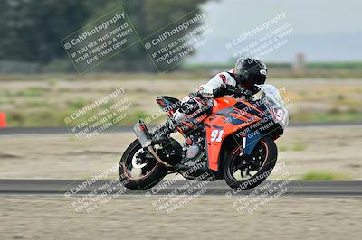 media/Apr-18-2025-TrackDaz (Fri) [[45f5874c44]]/C Group/Session 1 (Turn 7)/